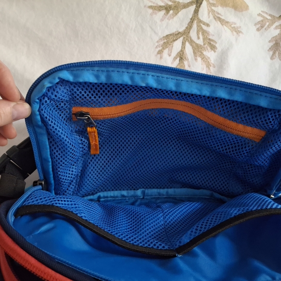 Cotopaxi Belt Bag - Picture 4 of 6